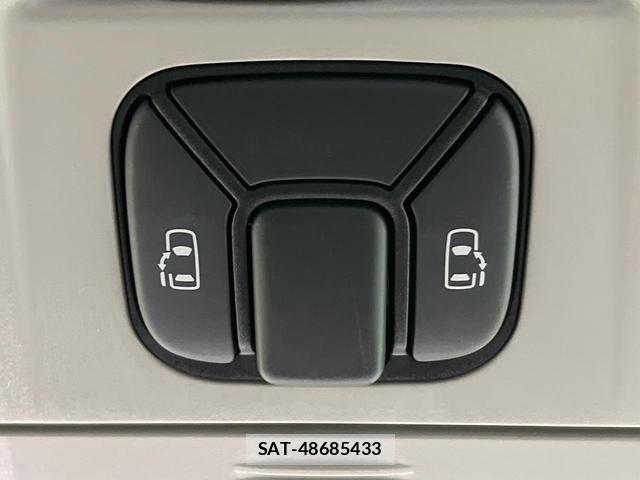 Toyota VELLFIRE 2013-09 8730087-6