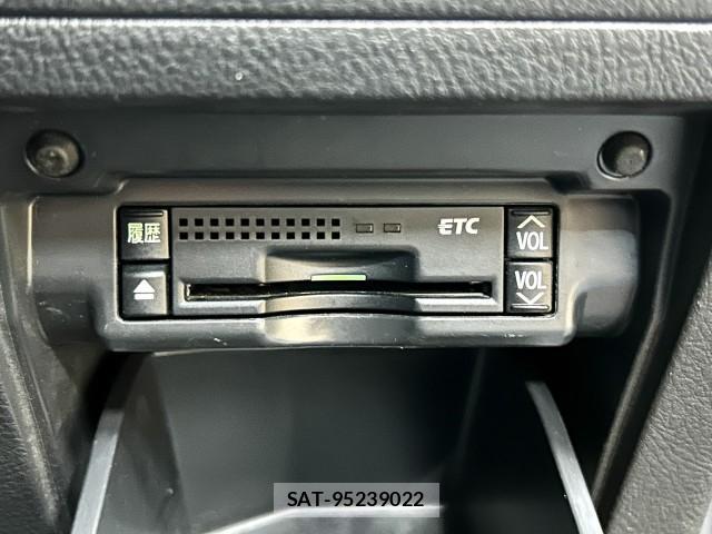Toyota VELLFIRE 2010-08 8730285-18