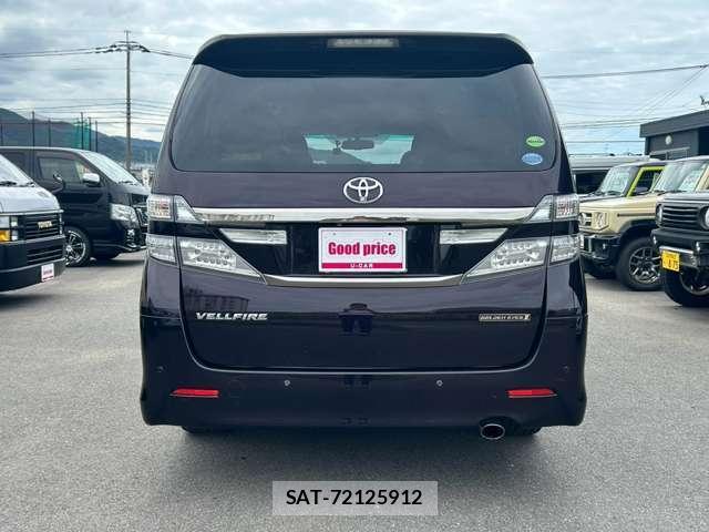 Toyota VELLFIRE 2013-11 8730333-1