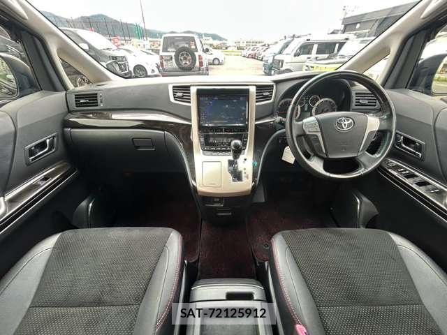 Toyota VELLFIRE 2013-11 8730333-2