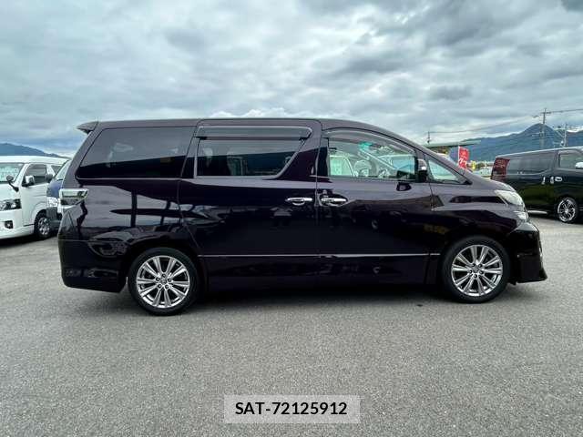 Toyota VELLFIRE 2013-11 8730333-3