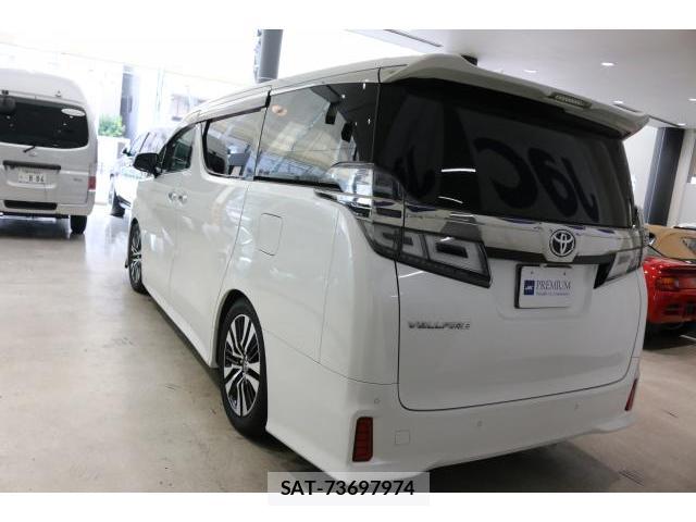 Toyota VELLFIRE 2018-10 8730601-12