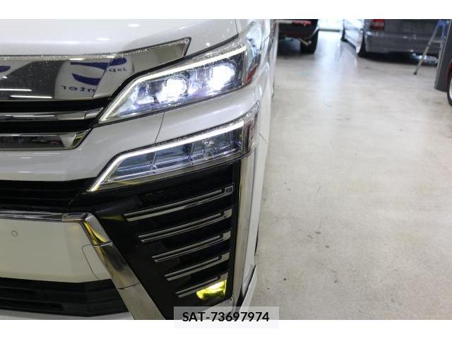 Toyota VELLFIRE 2018-10 8730601-14