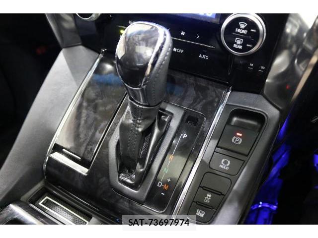 Toyota VELLFIRE 2018-10 8730601-15