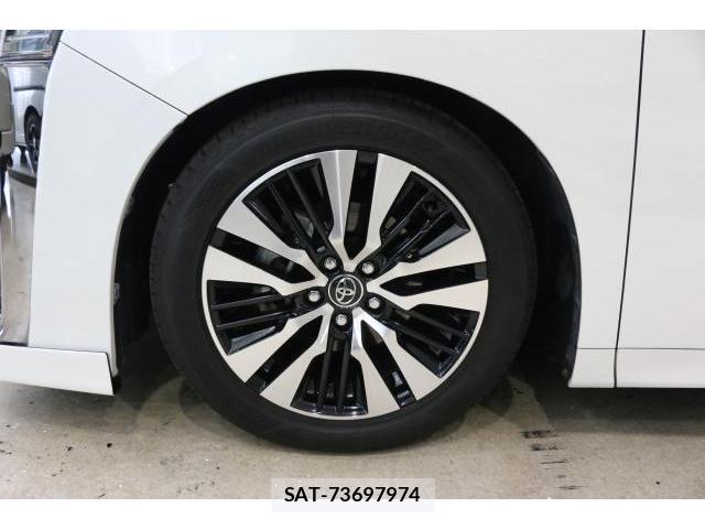 Toyota VELLFIRE 2018-10 8730601-19