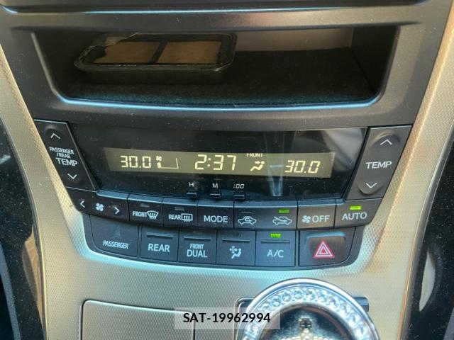 Toyota VELLFIRE 2010-10 8730934-11