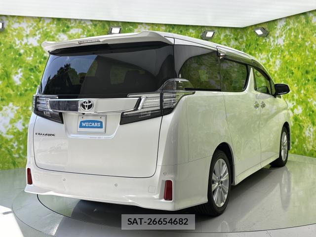 Toyota VELLFIRE 2017-02 8731328-1