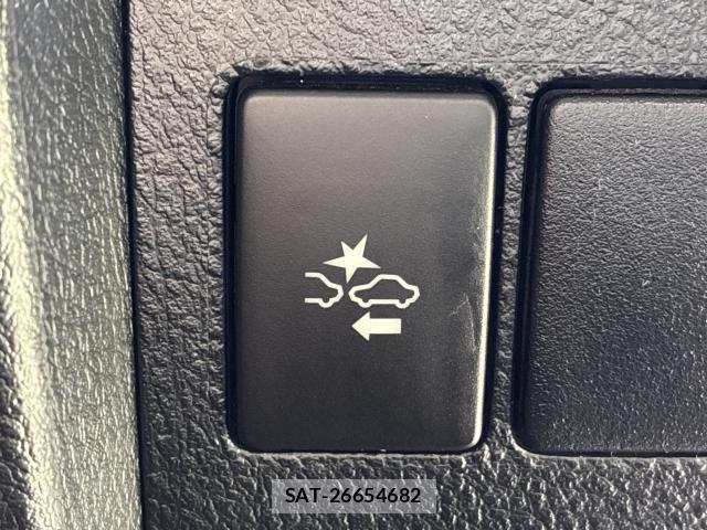 Toyota VELLFIRE 2017-02 8731328-13
