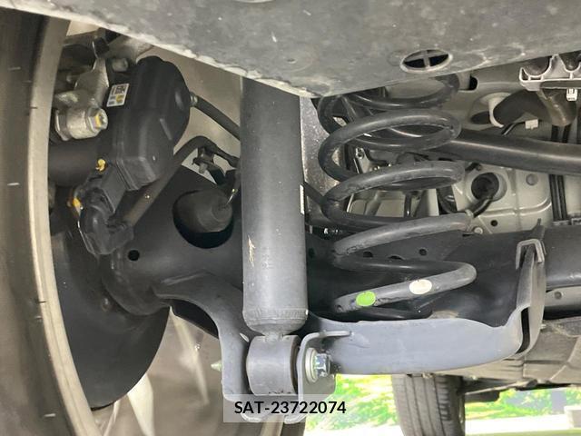 Honda VEZEL 2021-10 8725939-19