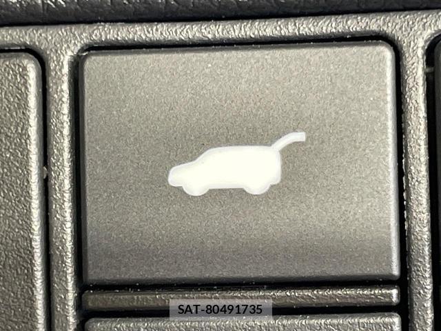 Honda VEZEL 2021-05 8726042-6