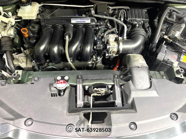 Honda VEZEL 2014-04 8726064-18