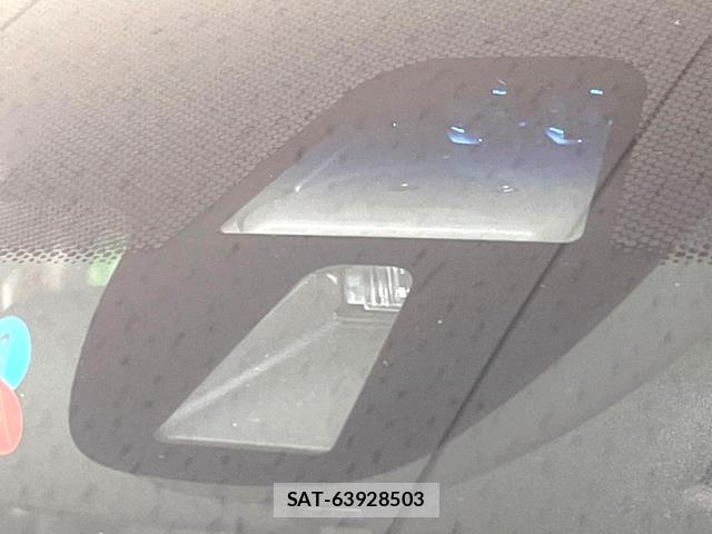 Honda VEZEL 2014-04 8726064-3