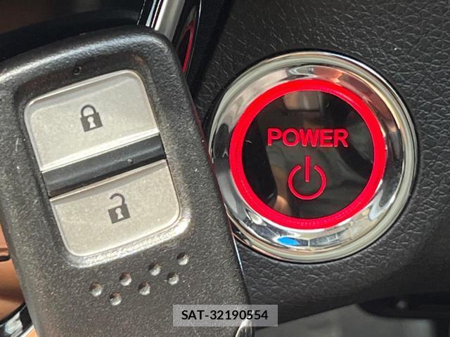 Honda VEZEL 2019-03 8726084-6