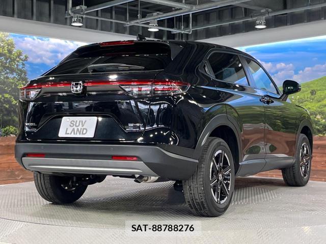 Honda VEZEL 2025-10 8726757-17