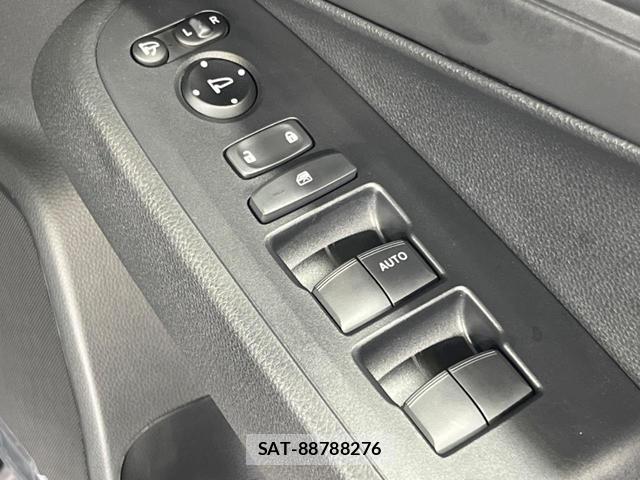 Honda VEZEL 2025-10 8726757-6
