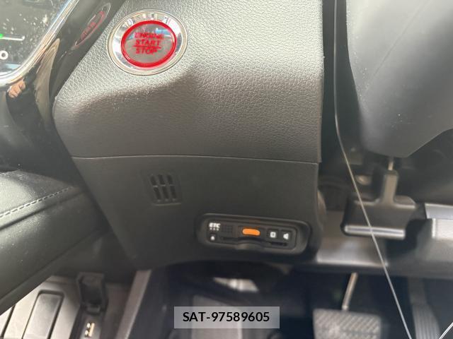Honda VEZEL 2018-05 8727547-14