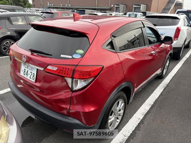 Honda VEZEL 2018-05 8727547-2