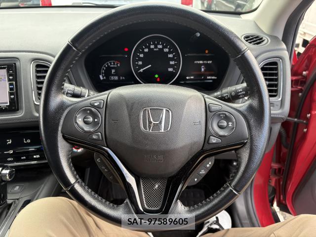 Honda VEZEL 2018-05 8727547-9