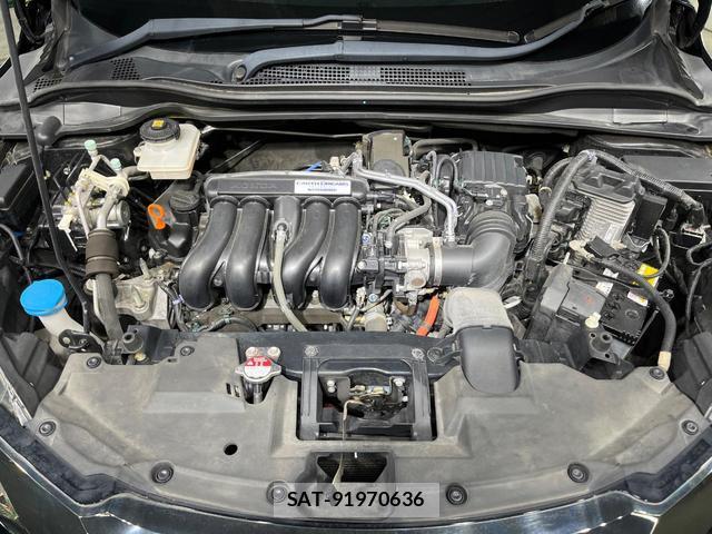 Honda VEZEL 2018-02 8727796-17