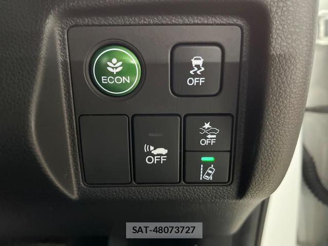Honda VEZEL 2019-01 8728015-14
