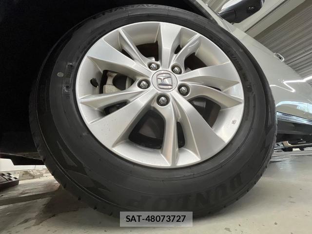 Honda VEZEL 2019-01 8728015-16