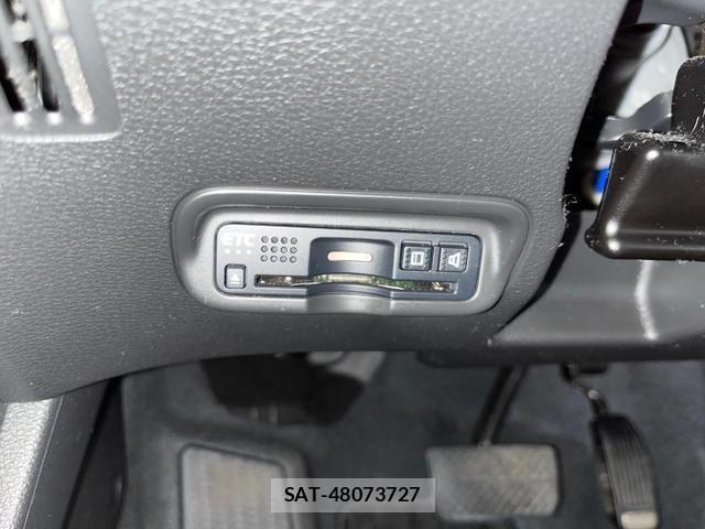 Honda VEZEL 2019-01 8728015-6