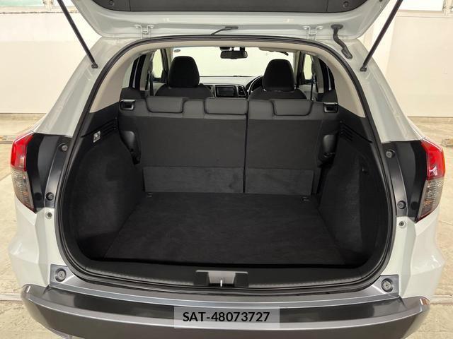 Honda VEZEL 2019-01 8728015-9