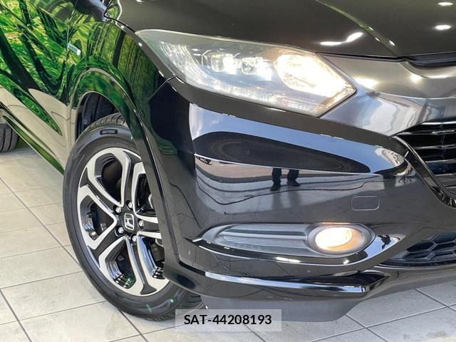 Honda VEZEL 2016-01 8728517-11