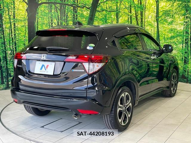 Honda VEZEL 2016-01 8728517-16