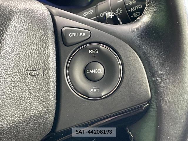 Honda VEZEL 2016-01 8728517-5