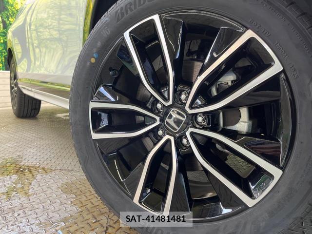 Honda VEZEL 2025-08 8728774-13
