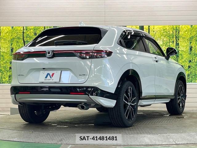 Honda VEZEL 2025-08 8728774-17