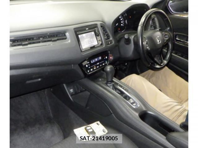 Honda VEZEL 2016-04 8729358-2