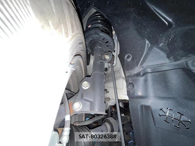 Honda VEZEL 2022-04 8730089-19