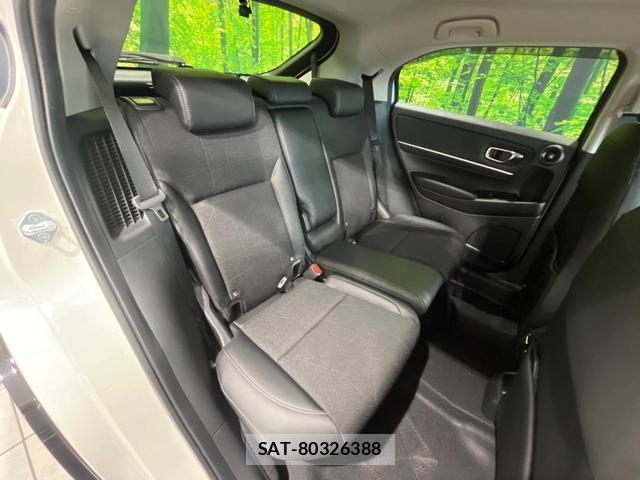 Honda VEZEL 2022-04 8730089-8