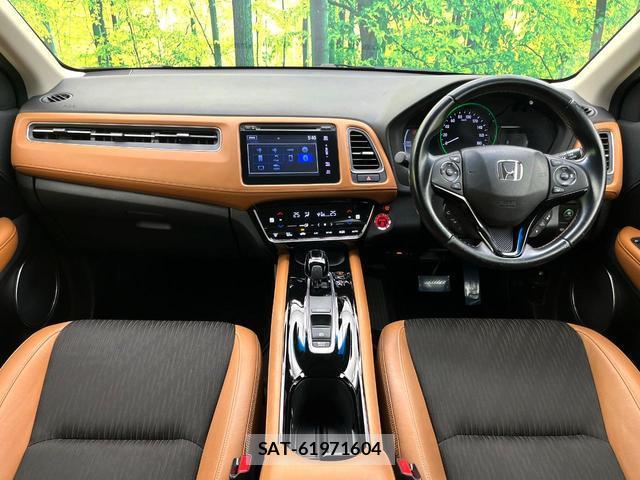 Honda VEZEL 2018-06 8730410-1