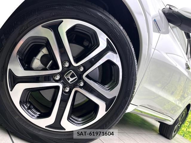 Honda VEZEL 2018-06 8730410-12