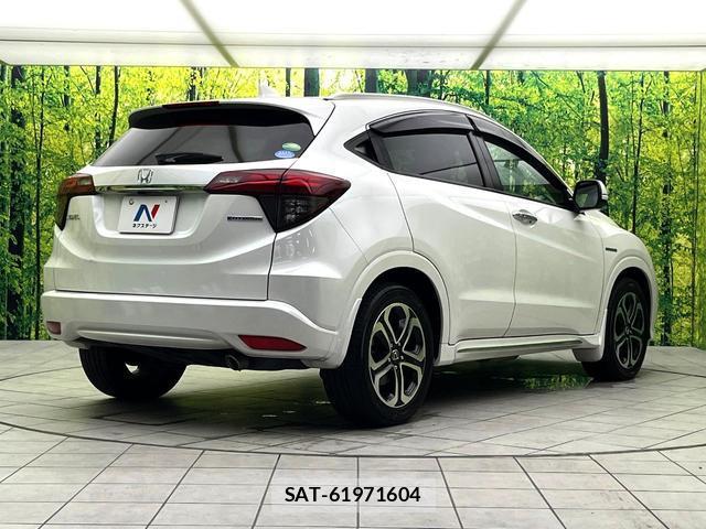 Honda VEZEL 2018-06 8730410-16