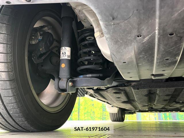 Honda VEZEL 2018-06 8730410-19