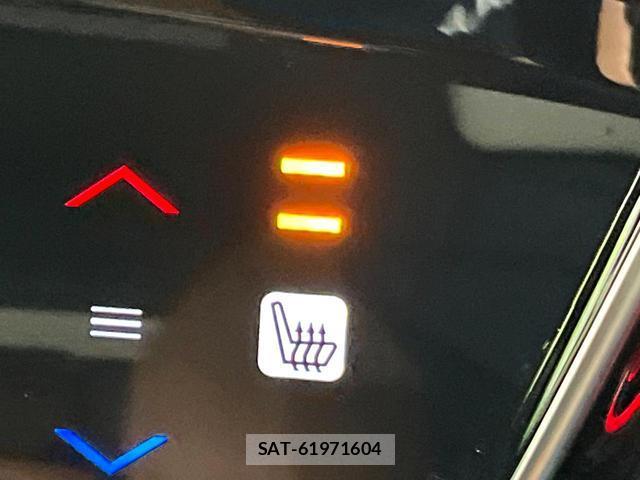 Honda VEZEL 2018-06 8730410-4