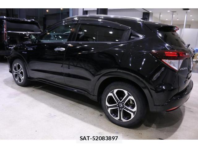 Honda VEZEL 2016-03 8730608-14