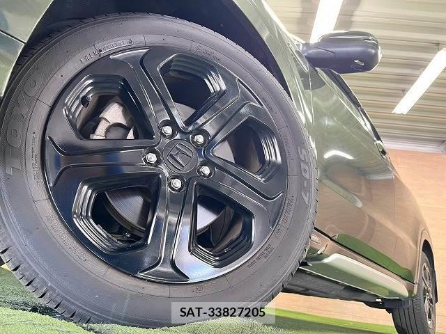 Honda VEZEL 2014-04 8730746-18