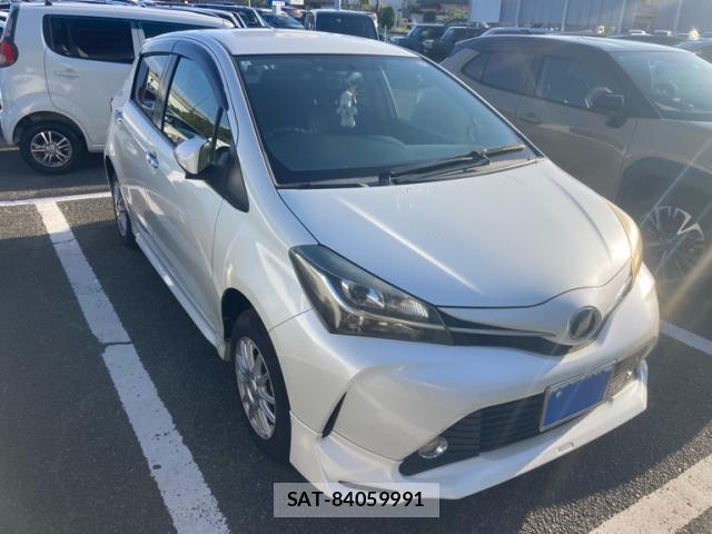 Toyota VITZ 2016-03 8727422-0