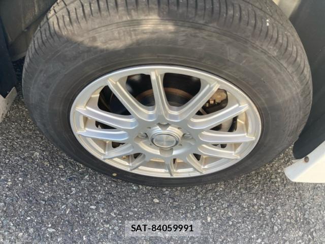 Toyota VITZ 2016-03 8727422-12