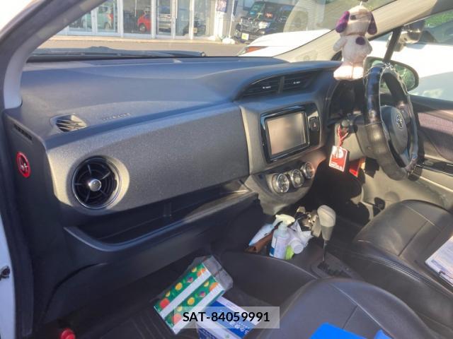 Toyota VITZ 2016-03 8727422-19