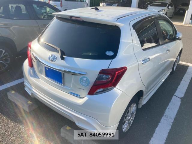 Toyota VITZ 2016-03 8727422-2
