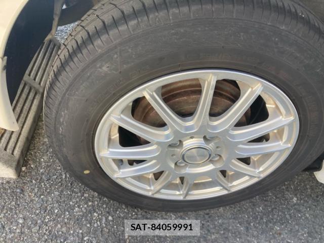 Toyota VITZ 2016-03 8727422-3