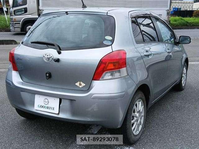 Toyota VITZ 2009-09 8730347-1