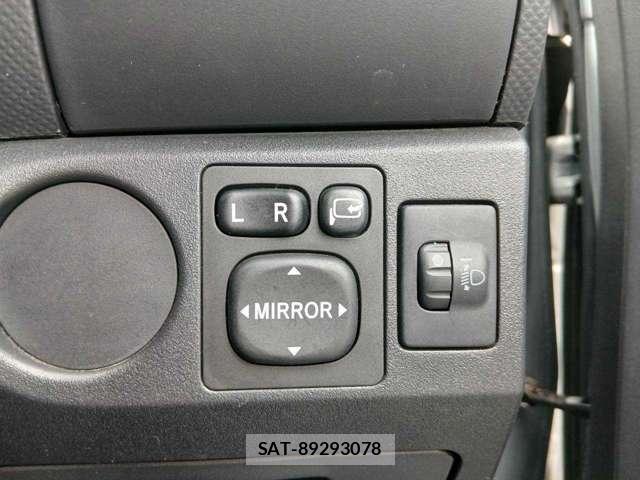 Toyota VITZ 2009-09 8730347-14