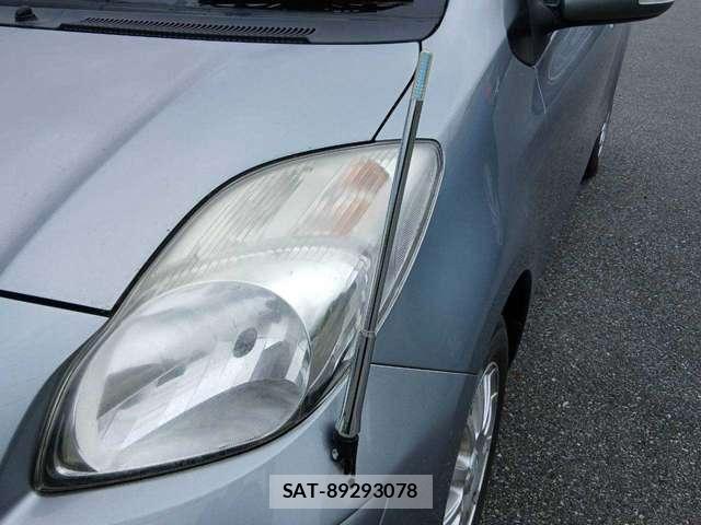 Toyota VITZ 2009-09 8730347-19